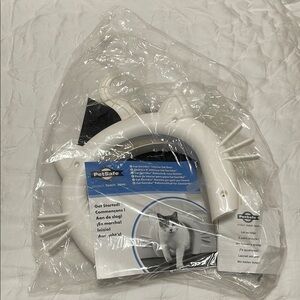 PetSafe cat door new in box